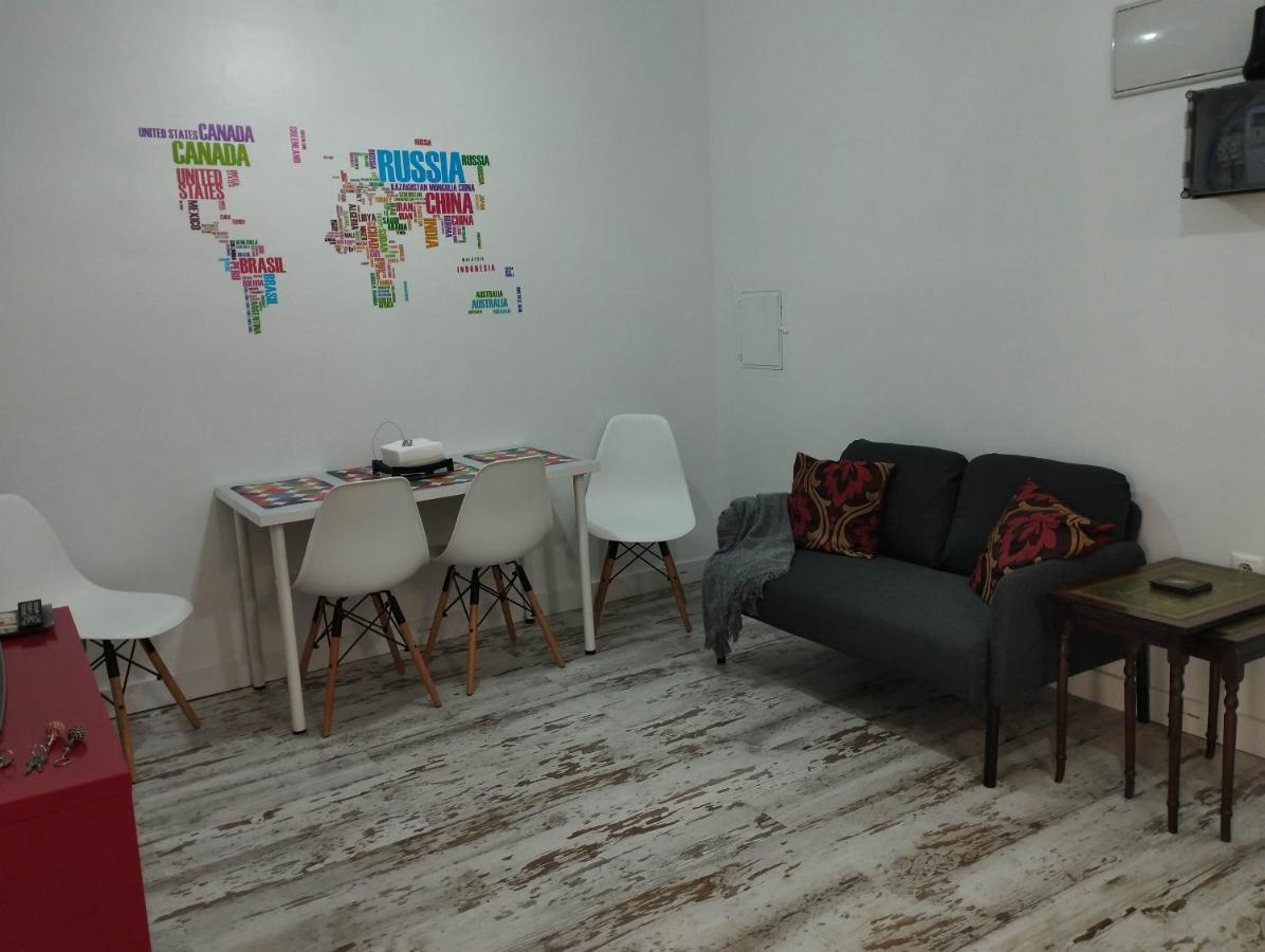 Apartment Fira Bcn Camp Nou * L'Hospitalet de Llobregat